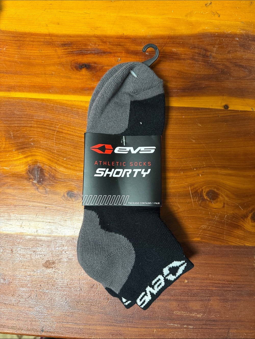 NWT EVS Black and Gray Shorty Athletic Socks size L/XL